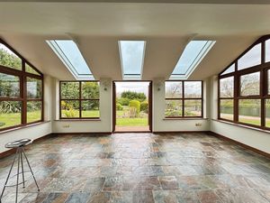 Photo 29- click for photo gallery